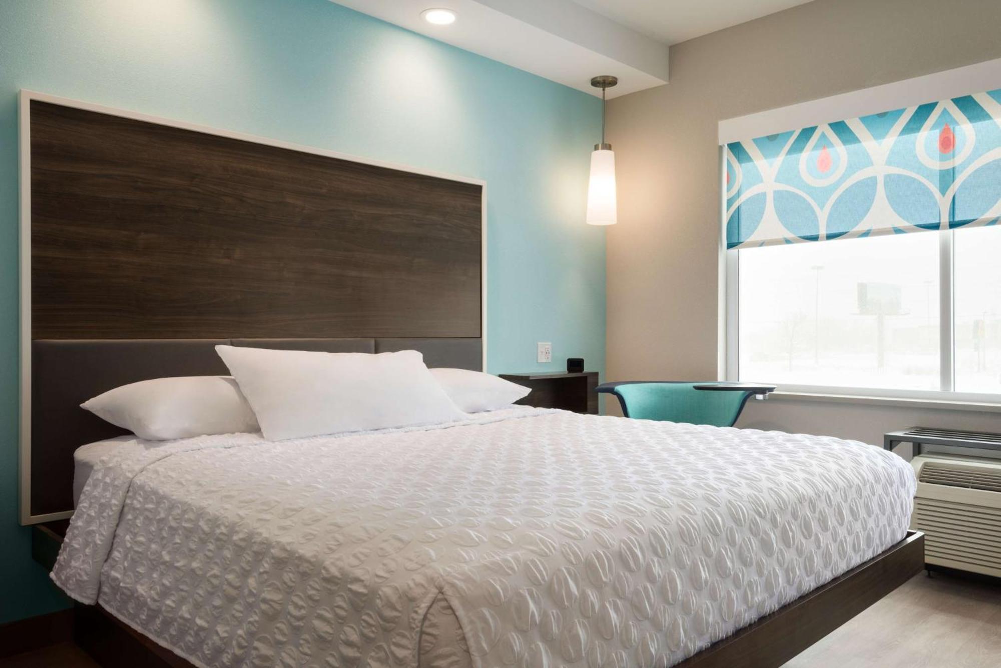 Tru By Hilton Cedar Rapids Westdale Otel Dış mekan fotoğraf