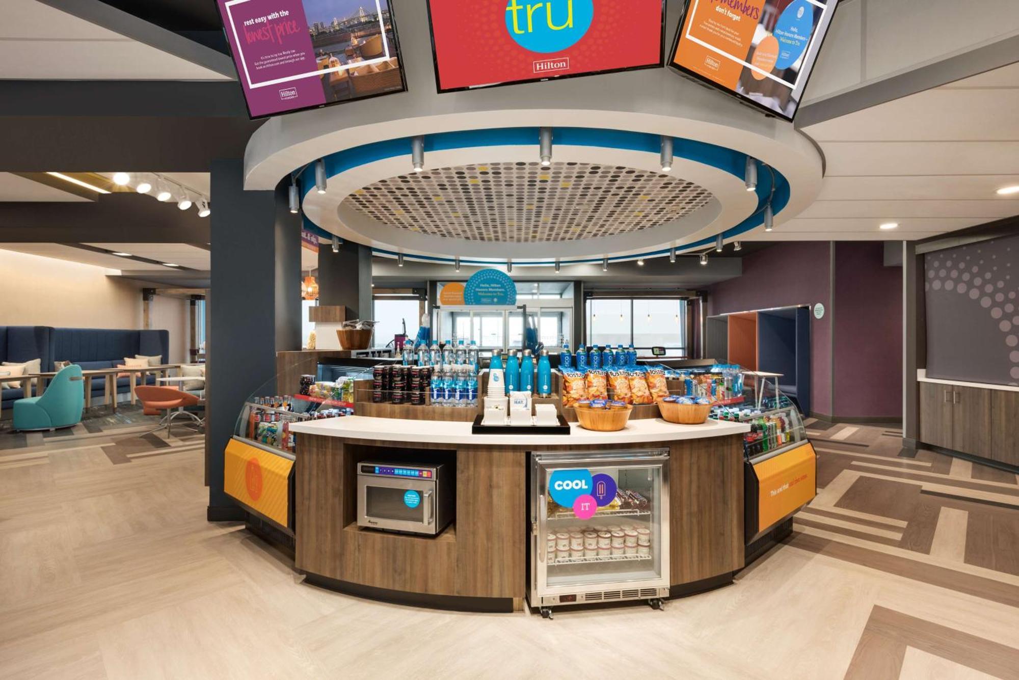 Tru By Hilton Cedar Rapids Westdale Otel Dış mekan fotoğraf